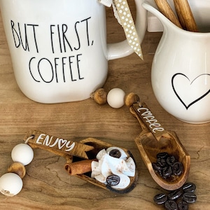 Wooden coffee scoop decor