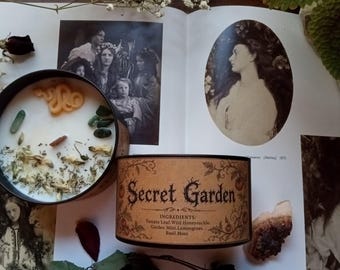 SECRET GARDEN | Wood Wick + Coconut Wax - tomato leaf, wild honeysuckle, garden mint, lemongrass, basil, moss