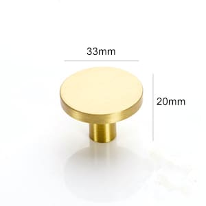 Runde Gebürstet Messing Küchenschrank Knöpfe Und Zieht Gold Möbel Schublade Schrank Tür Pull Griffe Einloch L 33x20mm