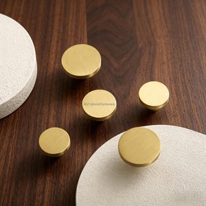 Brushed Brass Round Cabinet Knobs: Gold Drawer wardrobe Knobs Pulls