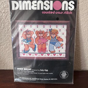 Kit de punto de cruz contado de oso de ballet de Dimensions, vintage de 1987, Lucy Rigg, 7"x5".