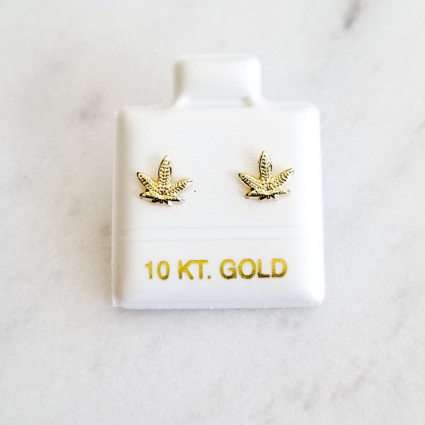 10k Or massif Tiny Weed Marijuana Cannabis Leaf StudÉarrings, piercing du lobe supérieur et du cartilage, créer des motifs de goujons empilés