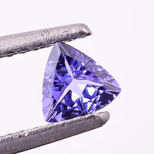 Trillion Tanzanite Gemstone: AA Quality, 4x4 mm, Brilliant Cut