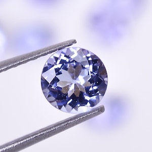 Blue Tanzanite Gemstone: 5mm Round Brilliant Cut Loose Stone