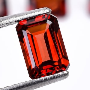 Red Garnet Gemstone: Octagon Step Cut, Calibrated Size 7X5X5 mm