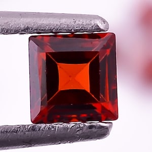 Mozambique Garnet Square Shape Step Cut, Natural Garnet Loose Gemstone For Jewelry Making, Garnet Square Loose Cut Calibrated Size 4X4X3 mm