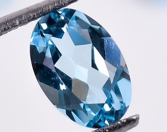 Hemelsblauwe topaas: ovale briljantgeslepen edelsteen (9 x 6 x 5 mm)