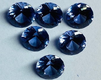 Synthetische Alexandriet-edelsteen: ronde lotusslijpvorm, kleurverandering (8 x 8 x 5 mm)