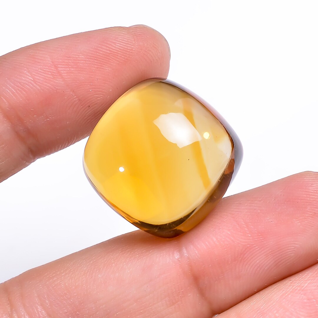 Ciondolo in oro con citrino brasiliano, 2,475 carati Ciondolo in oro con citrino brasiliano, 2,475 carati