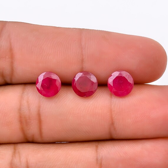 Pink Glass Filled Ruby: 8x8 mm Round Brilliant Cut Loose Gemstone