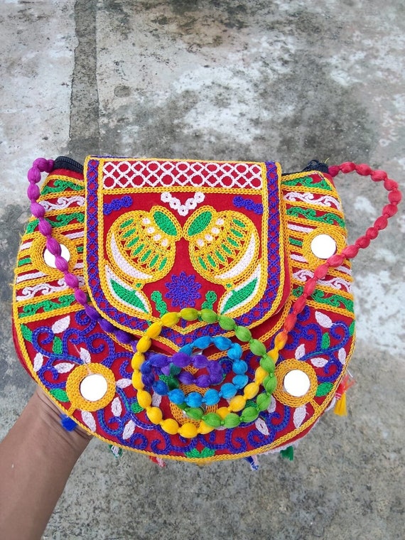 Kalgudi- Banjara Work Hand Purse With 24 Mirrors (Set of 5)