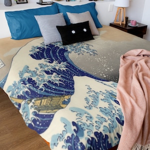 Great Wave Off Kanagawa Japanese Art Duvet Cover image 2