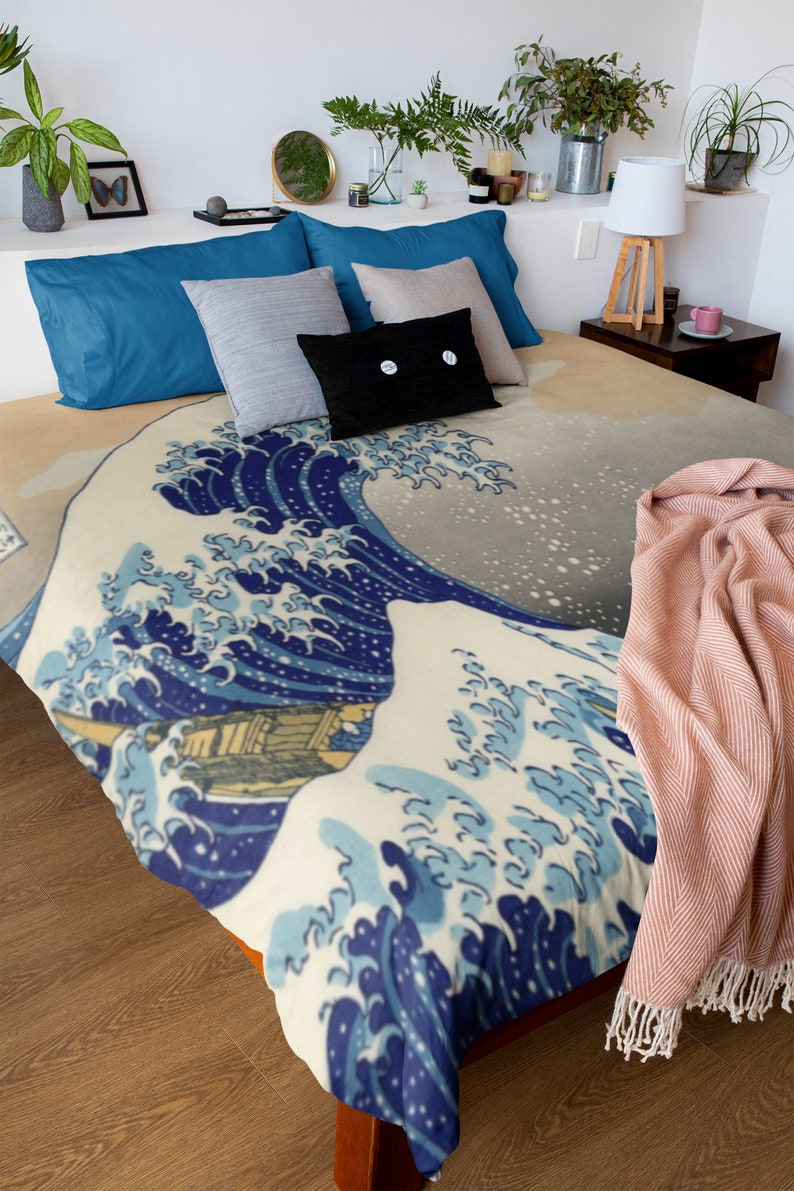 Great Wave Off Kanagawa Japanese Art Duvet Cover image 2