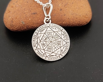 Collar personalizado de plata con el sello de los siete arcángeles y colgante de protección divina.