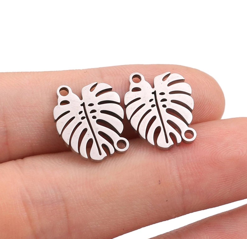 5pcslot Leaf Stainless Steel Connector Jewelry Making DIY Necklace Bracelet Connector Decoration Pendant Connector Women Jewelry Gift.