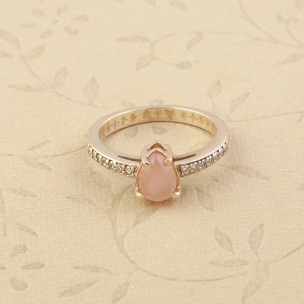 Peach moonstone Ring, Gold ring-Women Rings, June birthstone Ring, couple's rings, Dainty moonstone jewelry, vintage Brass ring,