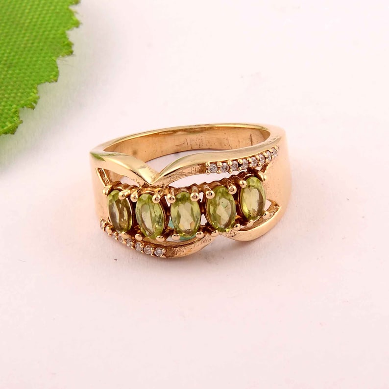 Brass ring,Peridot Ring,multi-stone Ring,mother gift,Womens Rings,vintage rings,chunky Ring,bridesmaid Gift,engagement ring-gift for her