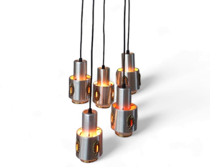 Cascading Light fixture by Lakro Amstelveen