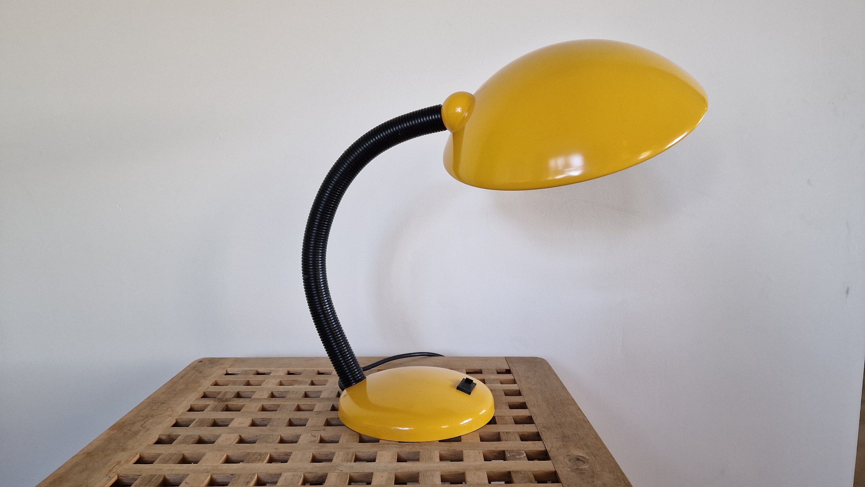  Desk Lamps - Gooseneck / Yellow / Desk Lamps / Lamps