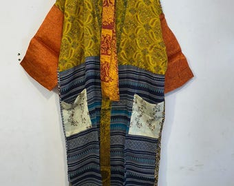 Kimono de retazos de seda reciclada – Estampado floral bohemio – Kimono elegante de seda suave estilo hippie bohemio para mujer