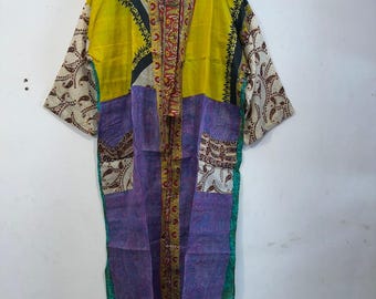 Kimono tipo cárdigan con estampado floral - Cómoda bata de playa de patchwork - Kimono de seda sari reciclada hecha a mano -