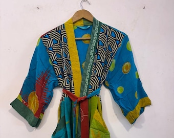 Boho zomerfeestkleding damesoutfit | Kimonobadjas van crêpezijde met bloemenprint | Relaxed Feel-badjas voor dames |