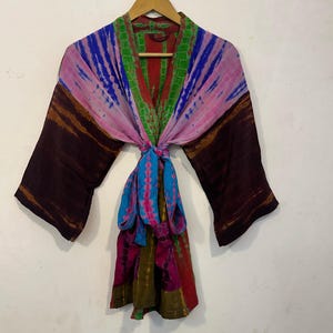 Women&#39;s Crepe Tie-Dye Short Kimono | Hippie Stylish Oversized Bikini Cover-Up | Bohemian Beautiful Design Hand Dyed Crepe Silk Kimono |
