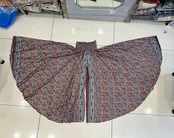 Pantalones palazzo de seda con estampado floral bohemio y pierna ancha