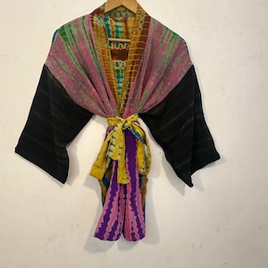 Attractive Tie Dye Print Short Kimono - Crepe Tie Dye Fabric Short Kimono For Women&#39;s - Comfortable Relaxed Loose-Fit Resort Wear Kimono.