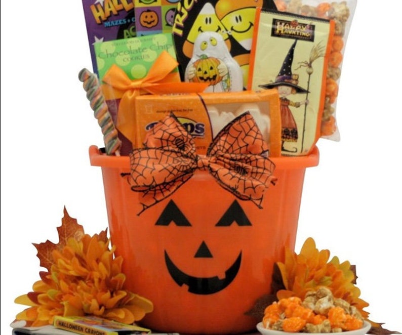 Trick-or-Treater Special Halloween Gift Basket