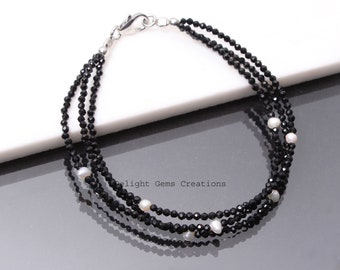 Bracelet en perles de spinelle noire : bijoux faits main multicouches