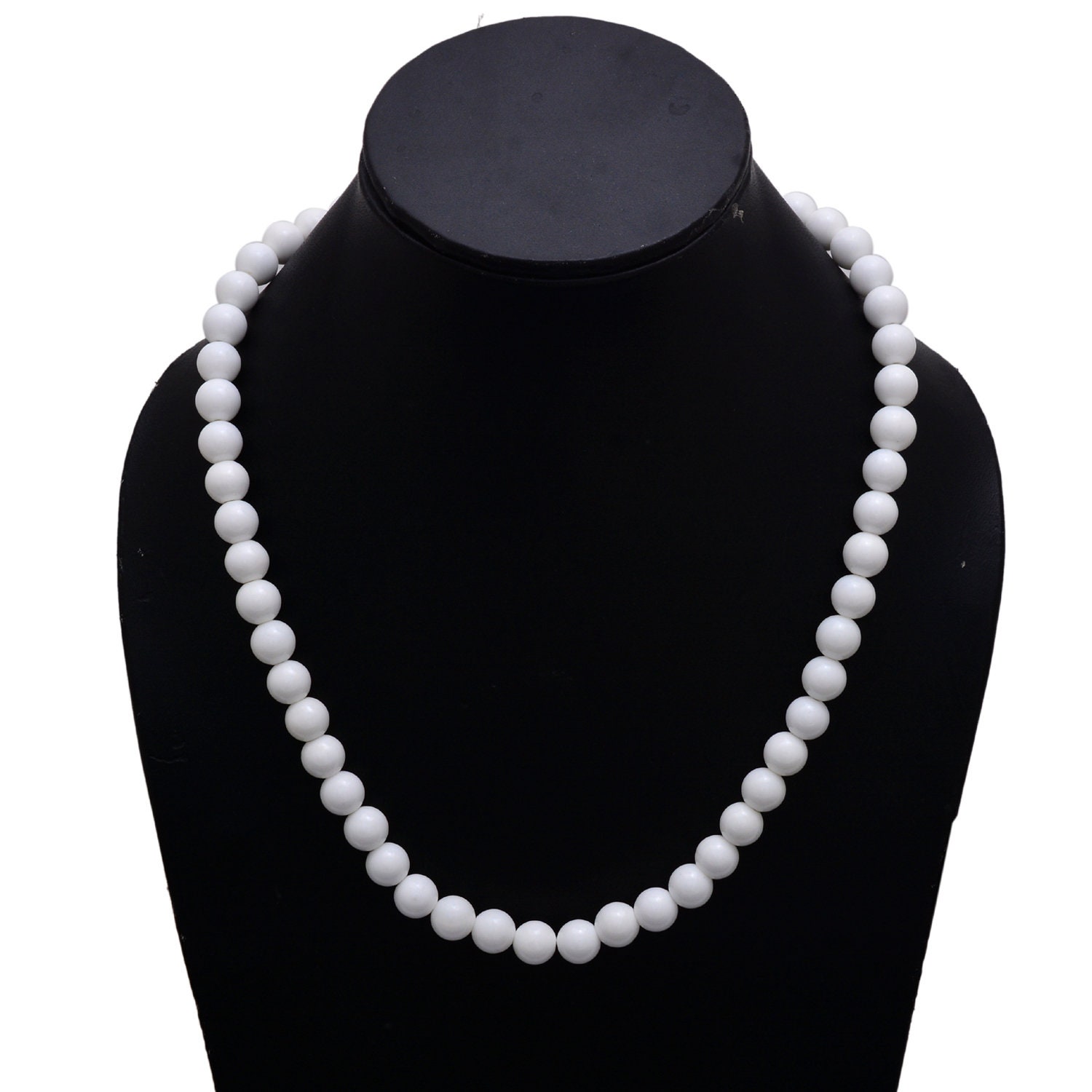 COOLSTEELANDBEYOND Collana Lunga Boho In Perle E Corallo Sintetico – Gioiello Statement Rosso E Bianco