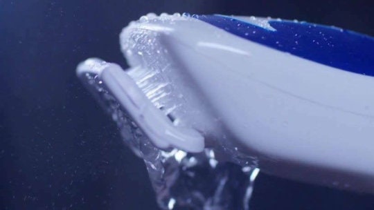 Aqua Jet Razor for Men Blue the Future of Shaving is Here, and It's ...