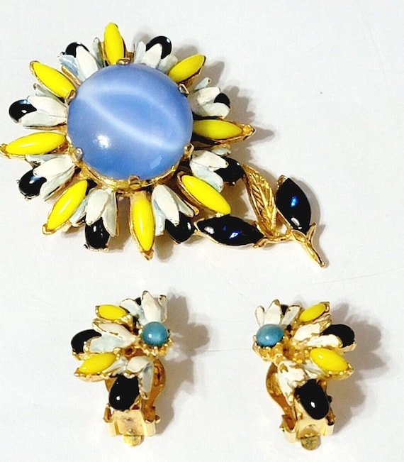 Florenza Signed Vintage & Antique Fashion Brooches & Pins
