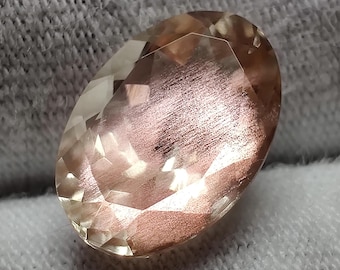 Oval Pink Sheen Oregon Sunstone, Natural Flashy Schiller Gemstone (2.2 Cts)