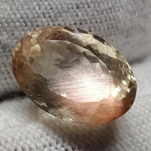 Pink Color Flash Oregon Sunstone Cut, 3.9 Cts (12x8x7mm) 100% Natural AAA!! Rare Pink Schiller Oregon Gemstone for Making Ring Jewelry