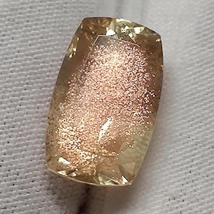 Natural Oregon Sunstone Cut With Beautiful Pink Schiller, 3 Cts (10.5x6.5x6.5mm)Cushion Shape Pink Sheen Oregon Gemstone for Elegant Jewelry