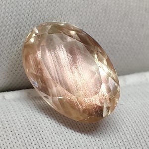 Beautiful Pink Schiller Oregon Sunstone Cut, 2.3 Cts (10x6.5x5.5mm) 100% Natural Pink Sheen Sparkling Oval Shape Gemstone for Jewelry Making