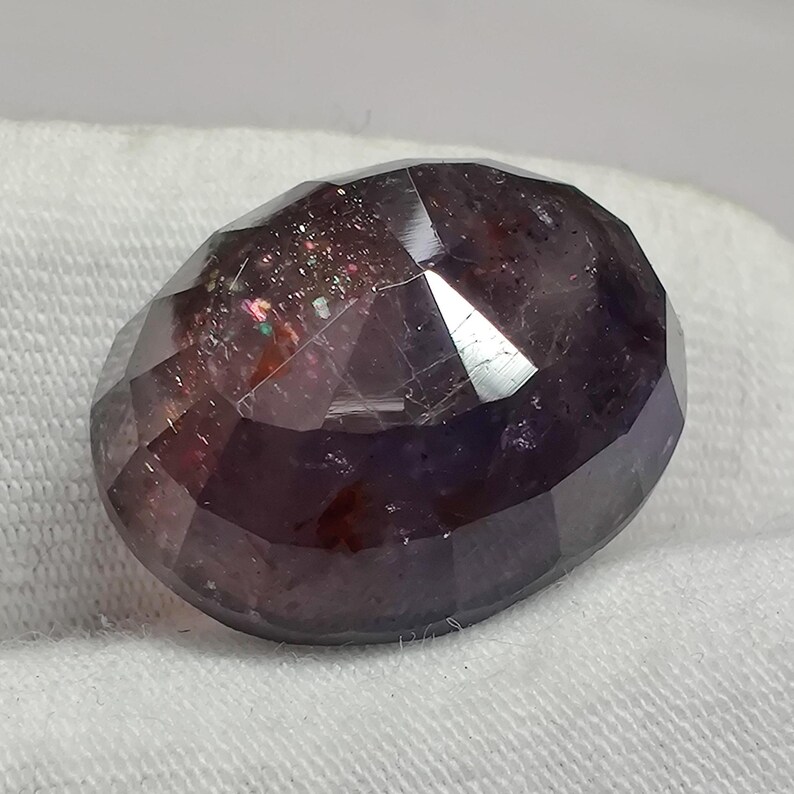 Bloodshot iolite Sunstone Cut, 14.8 Cts (18x14.5x8.5mm) 100% Natural Multi Colours Sparkling Oval Shape Iolite Gemstone for Pendant Jewelry image 5