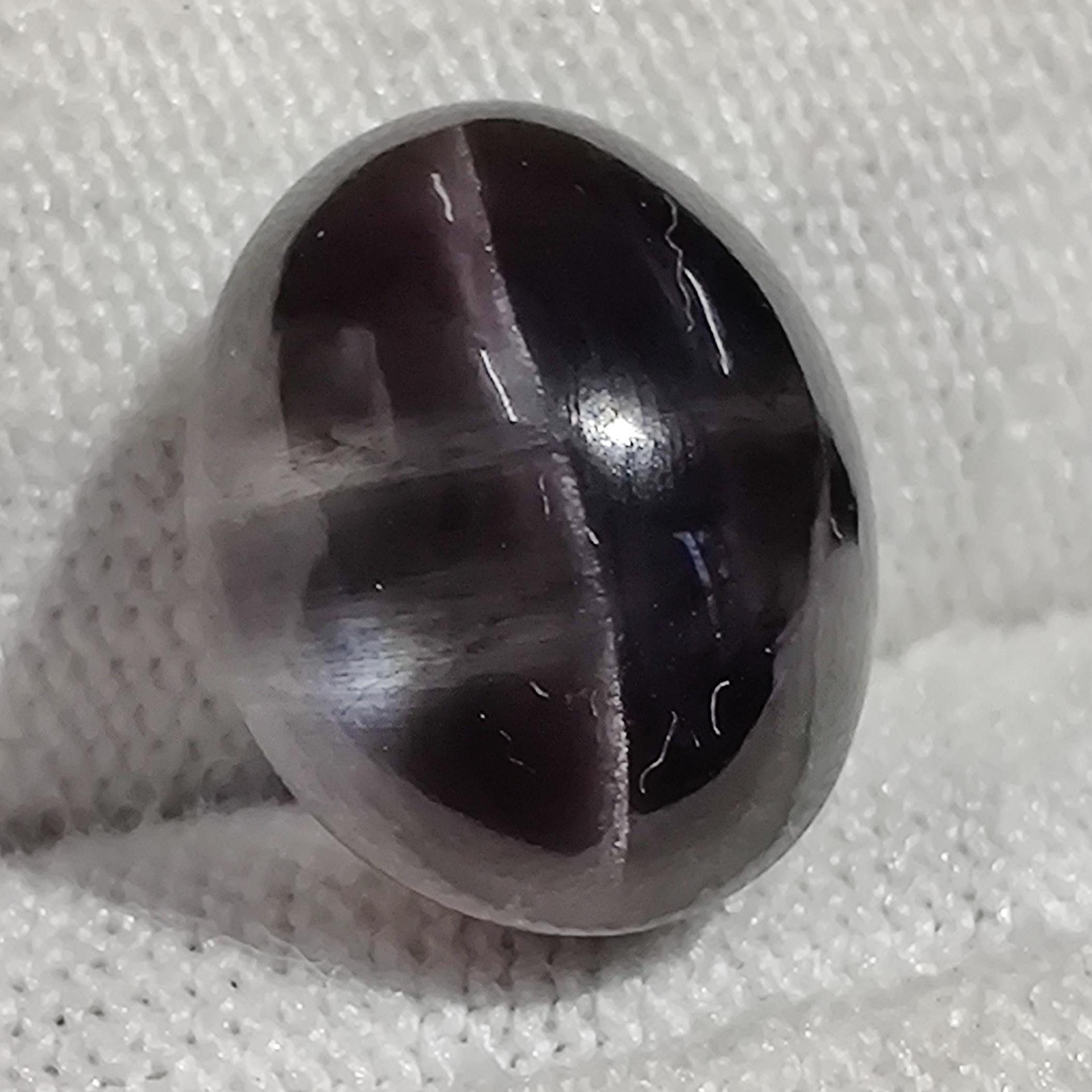 天然ブラックキャッツアイ宝石、6.5カラット（11x9x7.5 mm）、幸運の