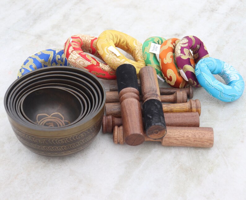 Seven Chakra Tibetan Singing Bowl Set of 7 Singing Bowl Etsy