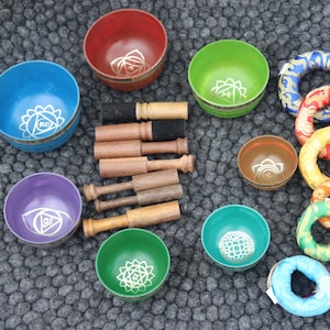 Seven chakra singing bowl set-set of seven singing bowl-chakra healing and chakra balancing singing bowl set from Nepal