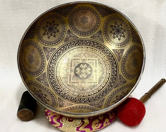Extra Large Singing Bowl: Eight Auspicious Symbols, Chakra Healing