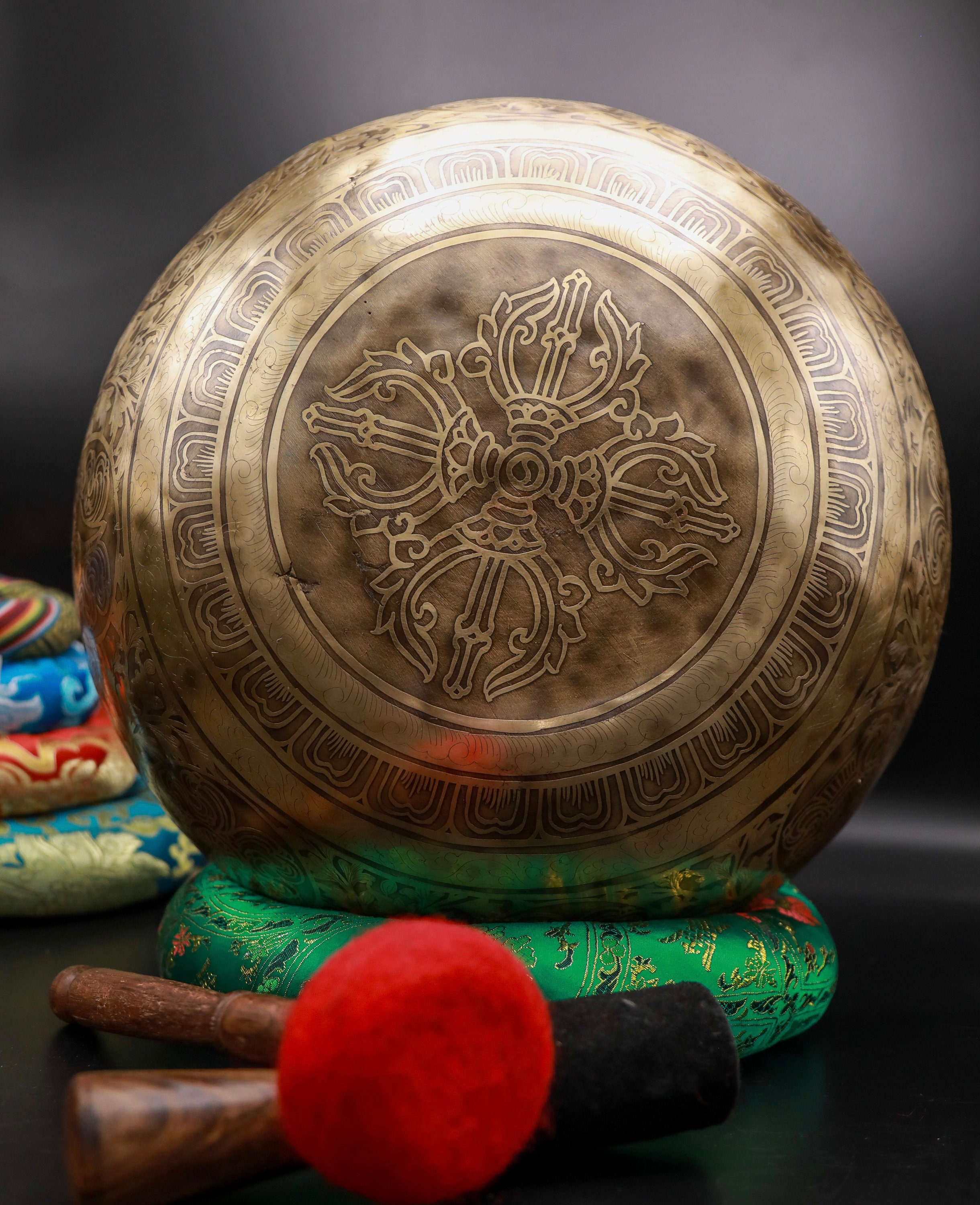 13 インチ チベット シンギング ボウル - 瞑想 - サウンド ヒーリング