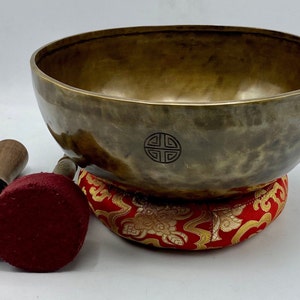 11 inch full moon singing bowl- Tibetan singing bowl- meditation, yoga,healing-peace and mindfulness singing bowl