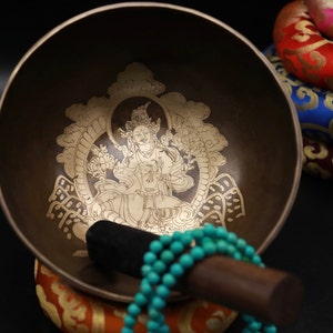 8 inch mantra singing bowls- Himalayn hand made singing bowl- meditation yoga healing and chakra balancing- peace and mindfulness bowl