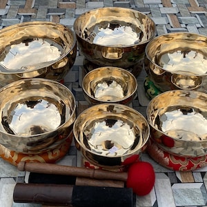 4”- 8” diameter shining singing bowls-set of seven singing bowl -chakra balancing and sound healing bowl- meditation-yoga made in Nepal