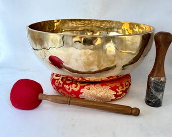 Hand-Hammered Tibetan Singing Bowl: Sound Bath & Meditation