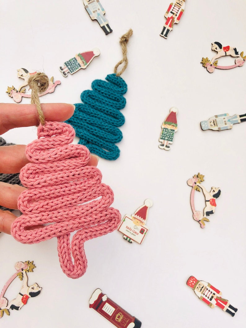 Christmas tree decoration Christmas 2020 Christmas trend image 1