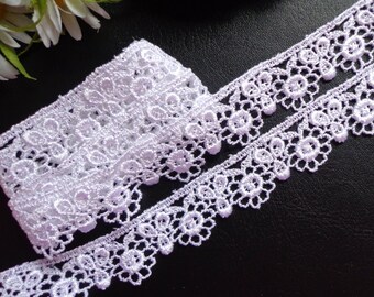 Venise Lace, 7/8 inch white trim selling by the yard